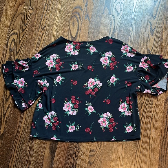 Express top - Picture 2 of 3